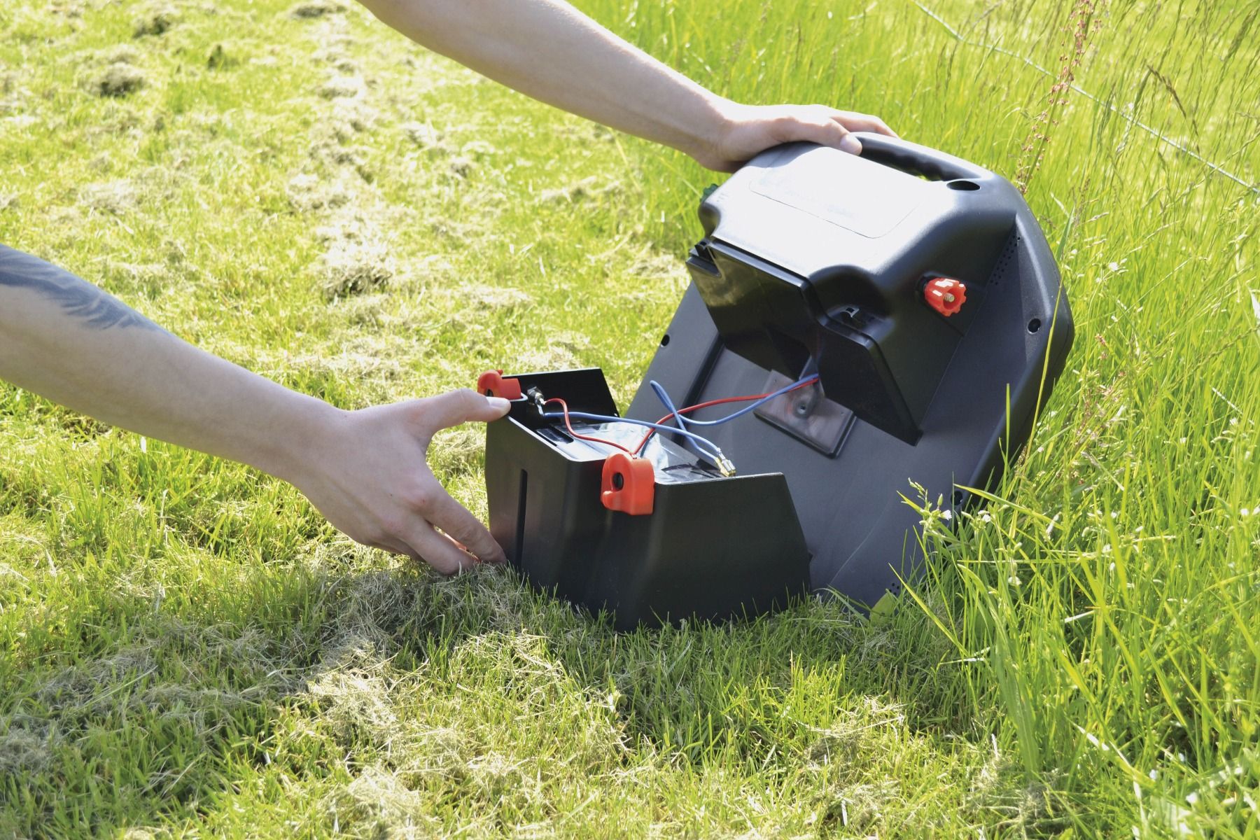 Poste batterie / solaire TRAPPER AS50 HORIZONT