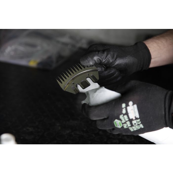 Affûtage de 4 jeux de peignes