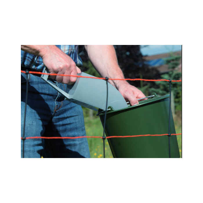 Seau plastique vert 17l