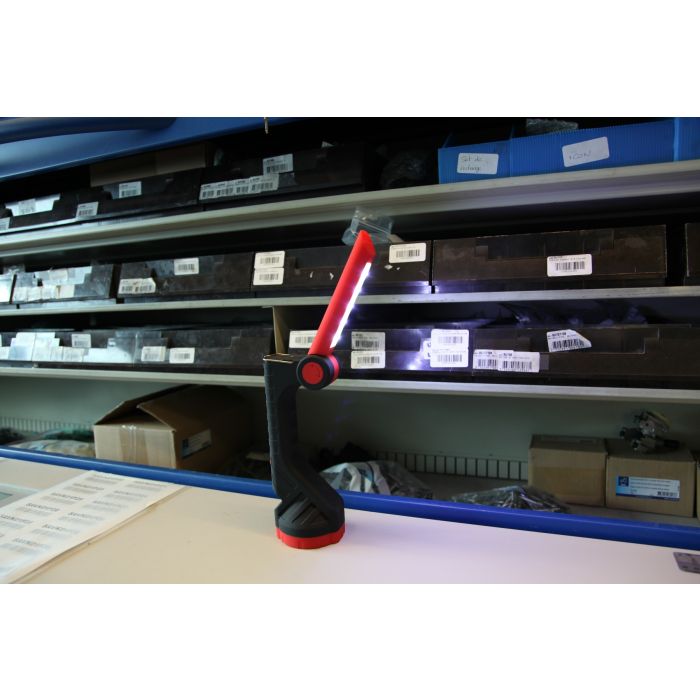 Lampe torche EXPLORER à LED solaire petit modèle